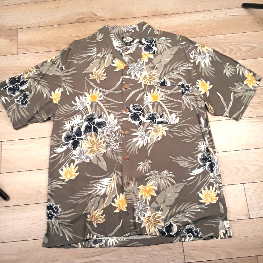 TOMMY BAHAMA Grey Gold Floral Rayon Medium Shirt